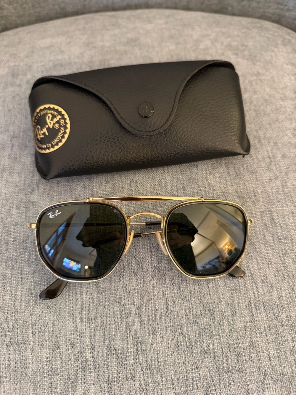 Ray-Ban Gold Frame Black Lens Sunglasses with Case